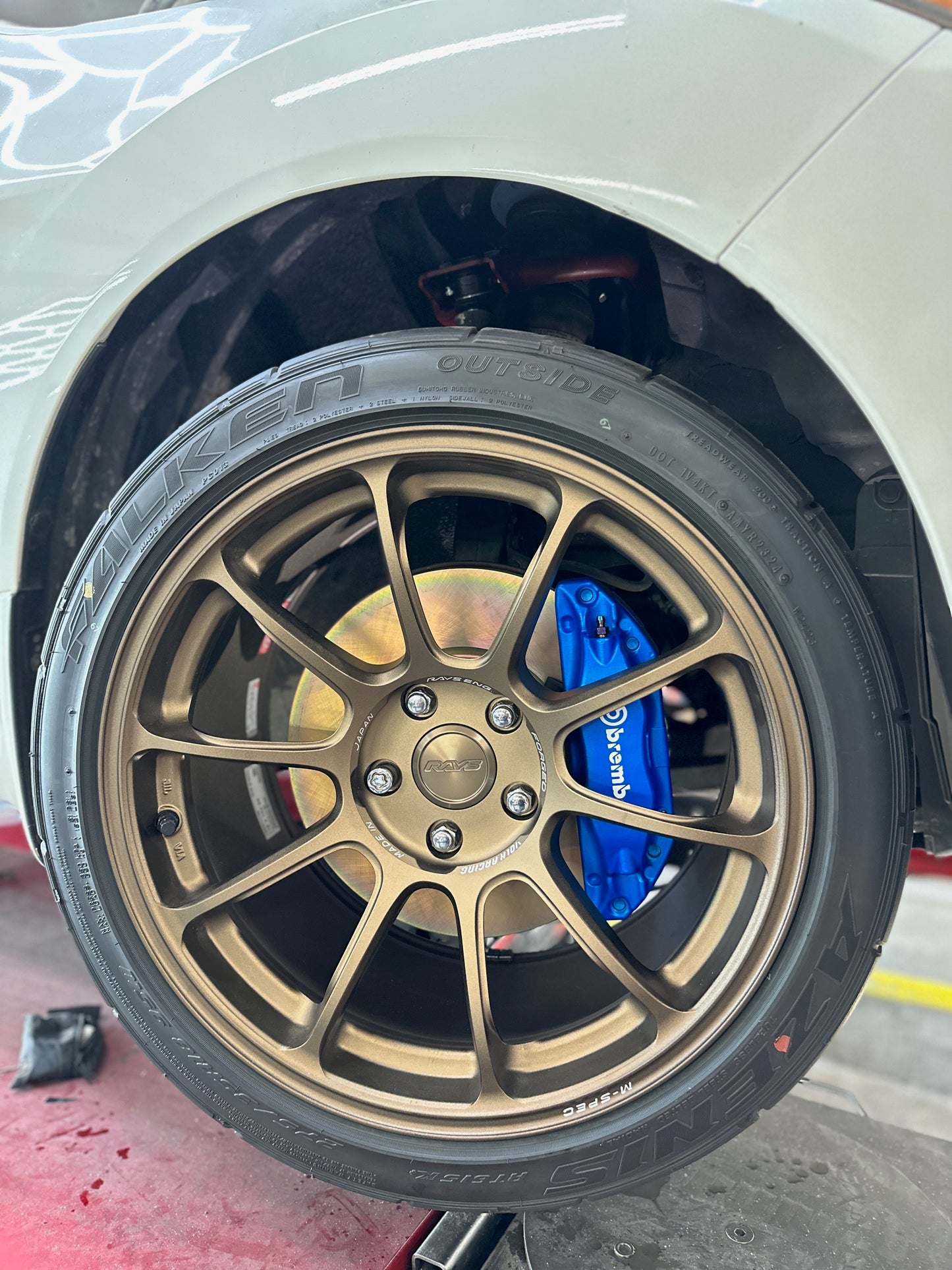 4 PISTON BIG BRAKE KIT
