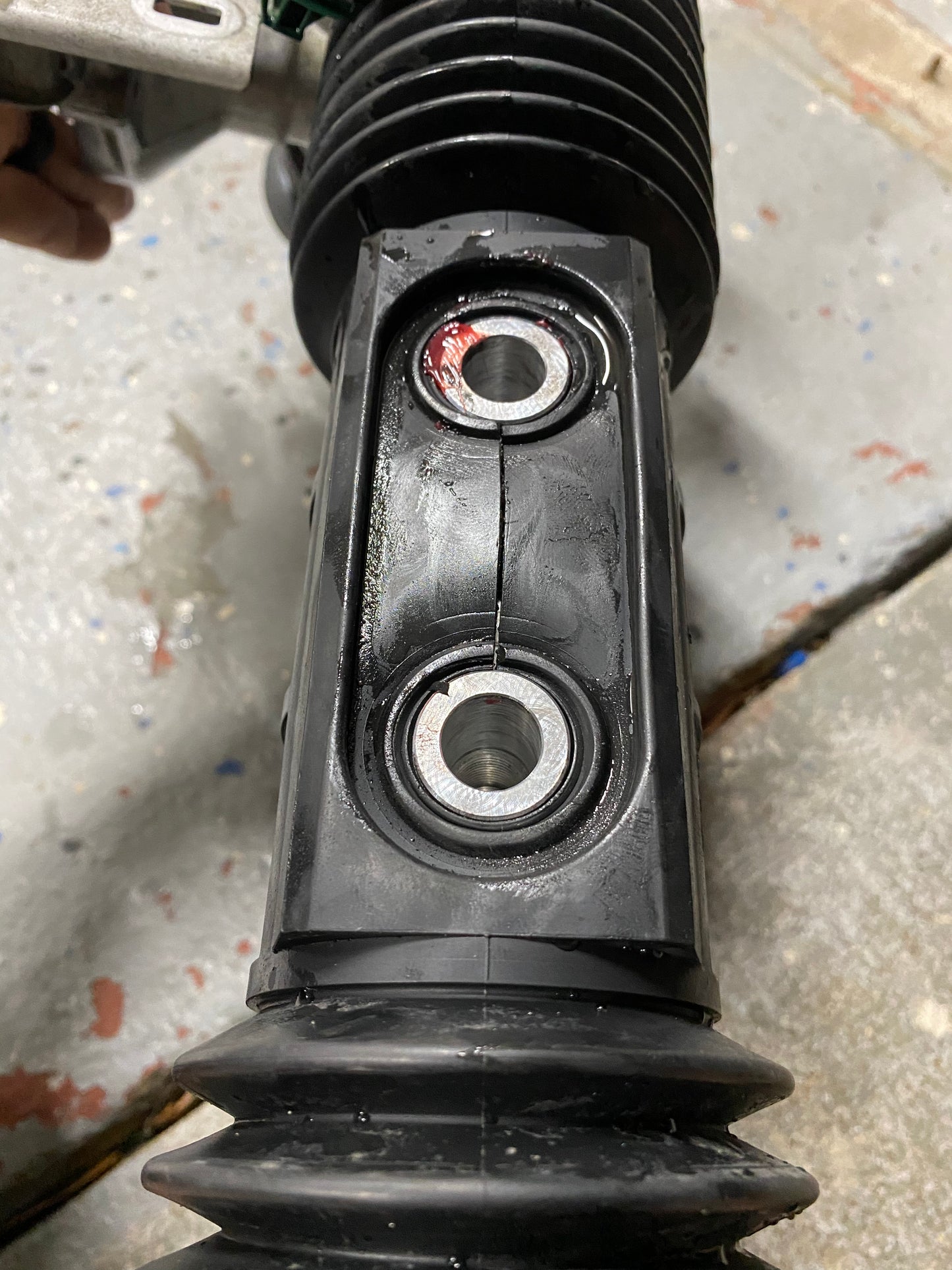 STEERING SLIDER/ STEERING RISER BRACKET