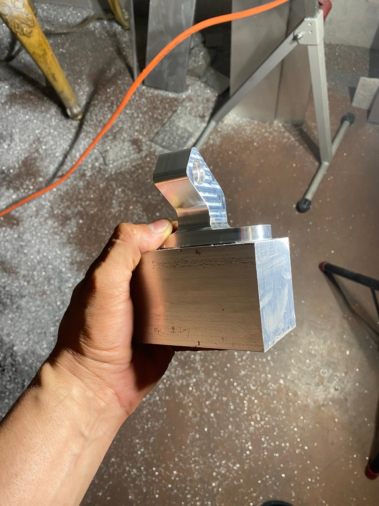 STEERING SLIDER/ STEERING RISER BRACKET