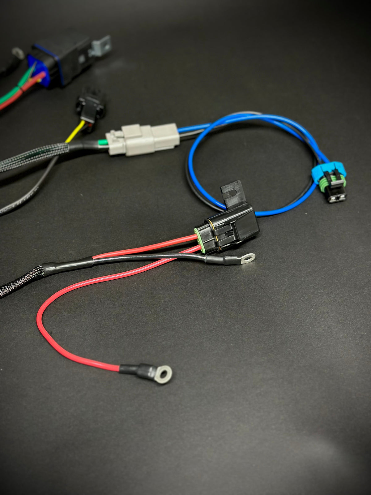 Universal Electric Fuel Pump Relay Kit - 4 Pin Wiring Harness - Direct Replacement