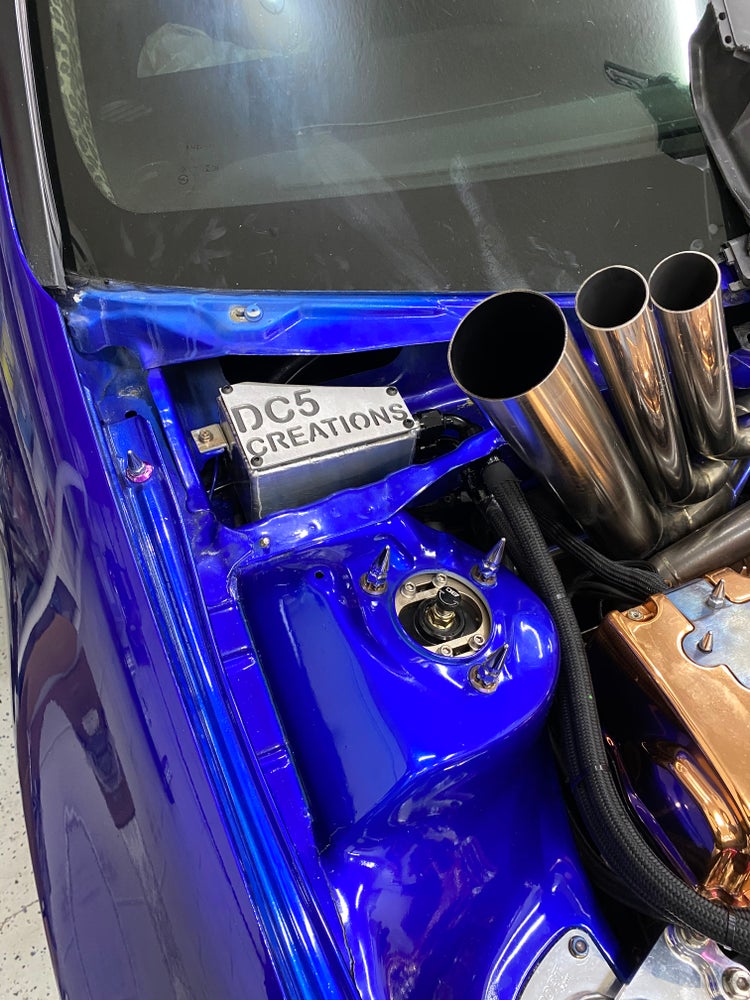 V1 RSX-Ep3-Em2 TUCKED CATCH CAN