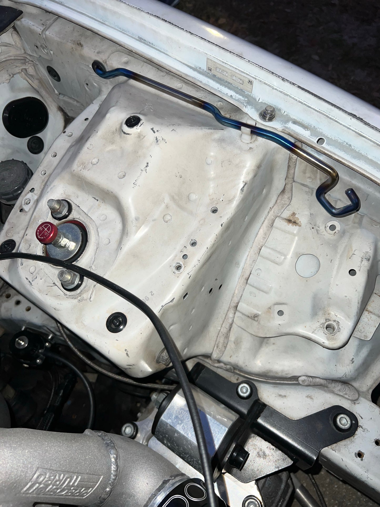 Titanium Hood Prop