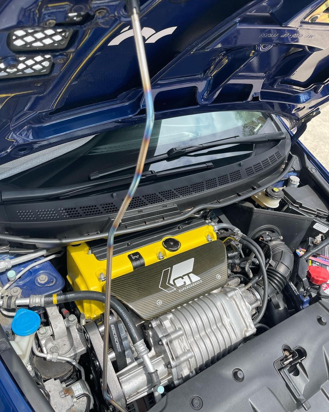 Titanium Hood Prop